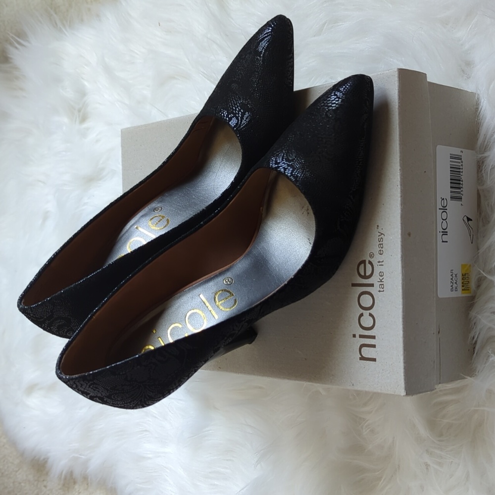 Nicole Bazaar Black Lace Embossed Leather Slip- On Pumps Heels 👠